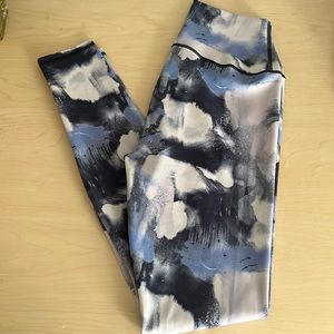 ALO Leggings Size Medium